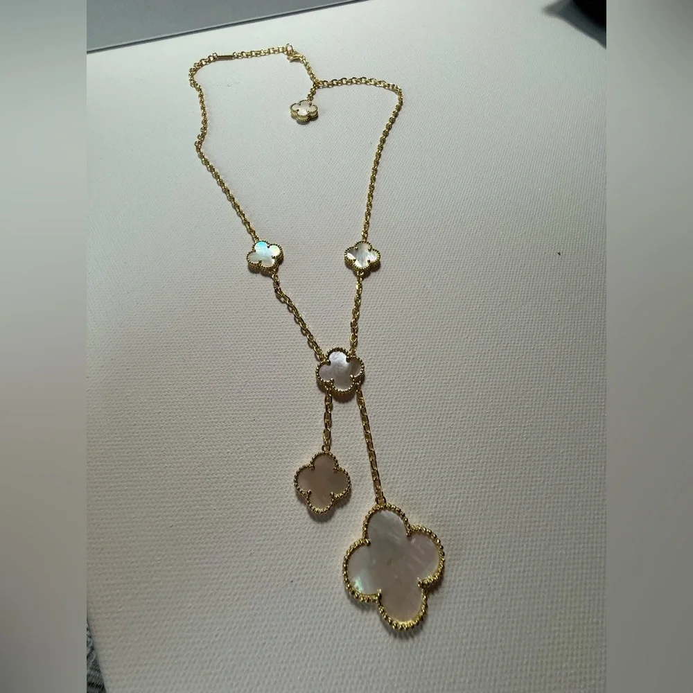 Alhambra style Clover Necklace